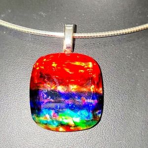 40 carat Ammolite Doublet pendant & SS Omega chain
